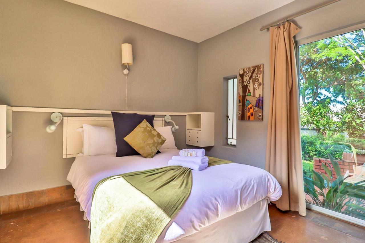 Villa Paradiso Hartbeespoort Extérieur photo